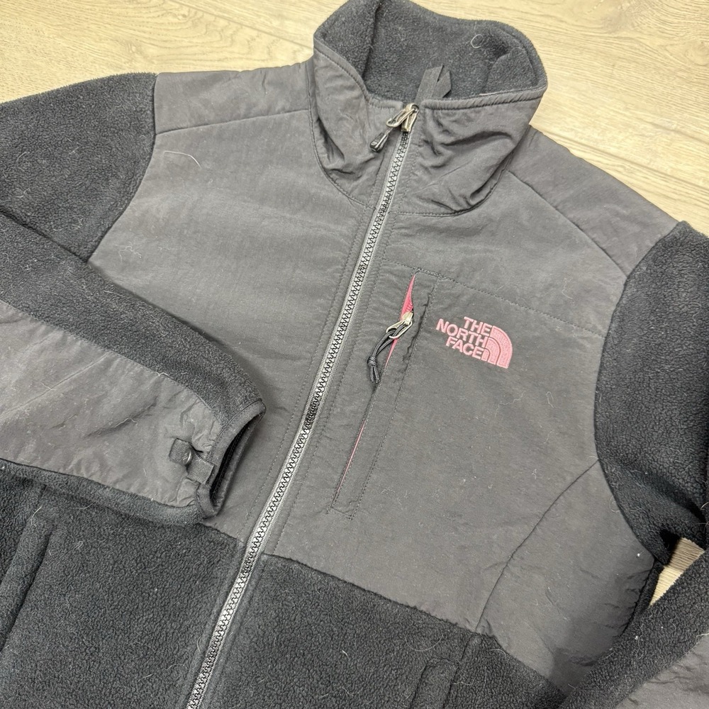 The North Face Black Denali Jacket Pink Logo Women's Sz XS Gorp Cute
